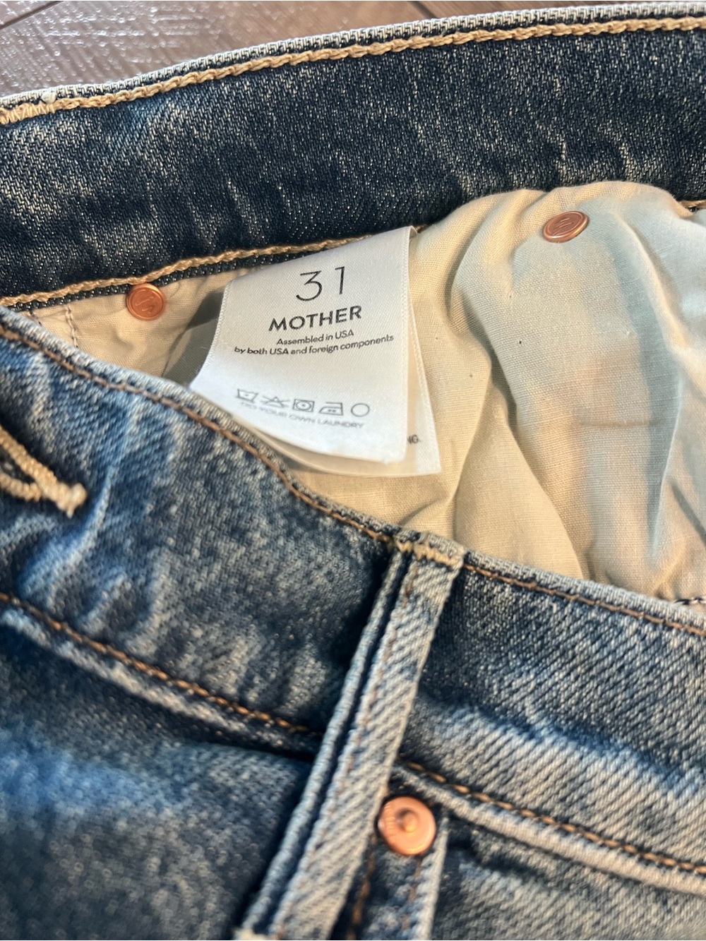 NWT MOTHER Lil Kick It High Rise Cropped Flare Jeans in Birds Gone Sz 31 - Picture 4 of 14